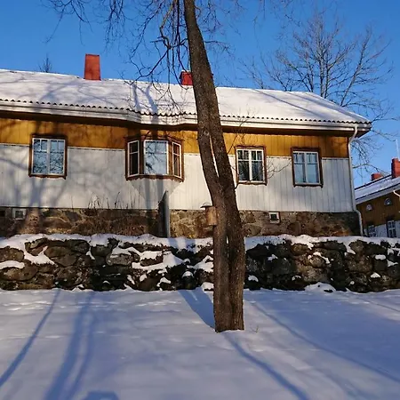 Apartment Rantahuvila Pikku-rantala Lepaa