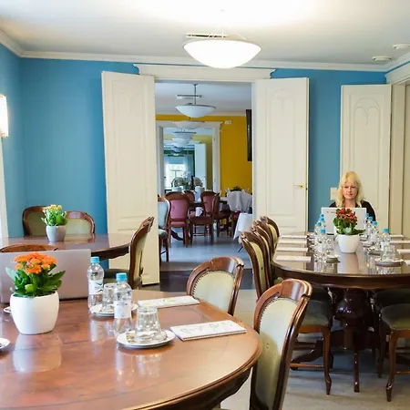 Rantahuvila Pikku-rantala Apartment