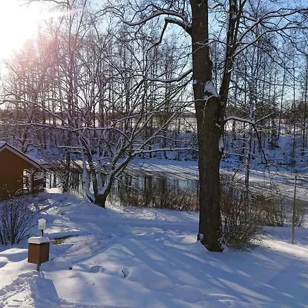 Rantahuvila Pikku-rantala *